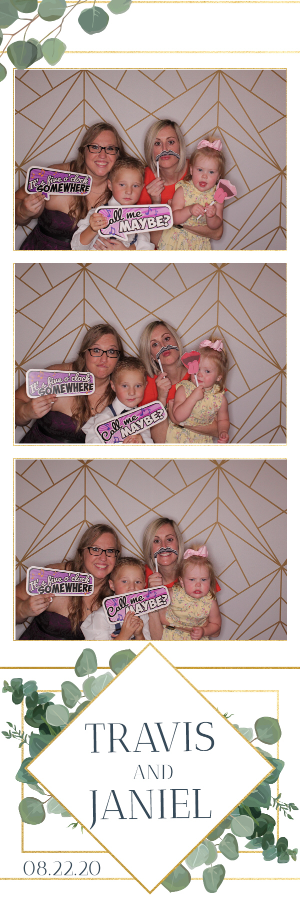 Jacquie & Dennis’ Wedding | View more photos from the event at gallery.photoboothbillings.com/u/PhotoBoothBillings/Jacquie-Dennis’-Wedding-0